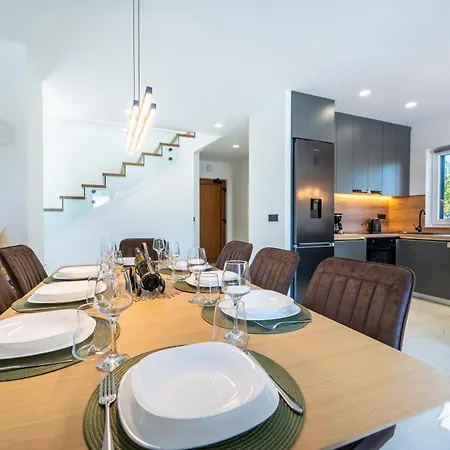 Sansavino Villa Sukošan