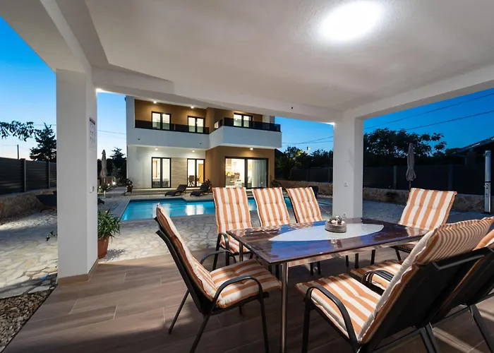 Sansavino * Sukošan